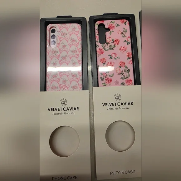 Velvet Caviar Pink and Black Floral Phone Cases S25+